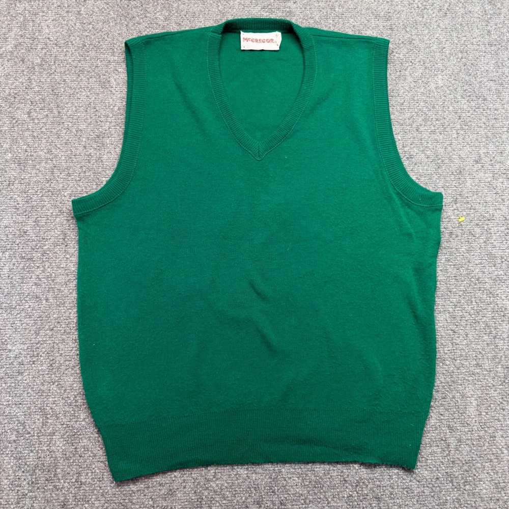Vintage McGregor Mens Green V-Neck Knit Sweater Vest Solid Preppy Classic